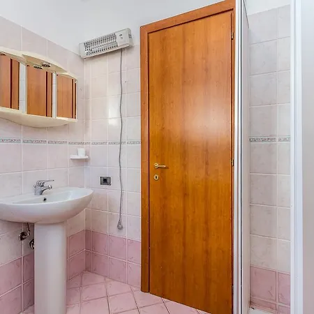 Apartment Liznjan Ližnjan