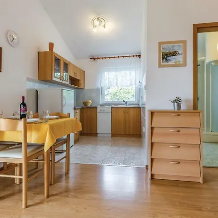 Apartment Liznjan