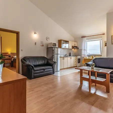 Apartment Liznjan * Ližnjan